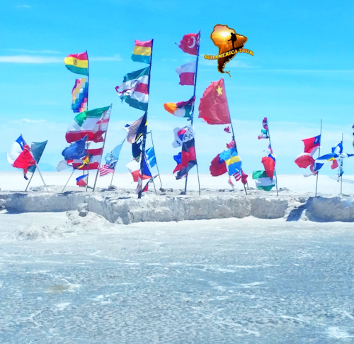 Peru Bolivia Chile: 21 Days (Best Seller)